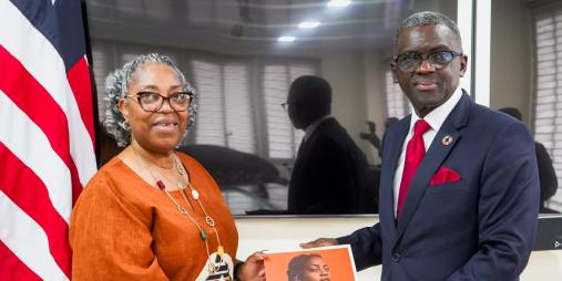 Dep. Foreign Minister Gray Receives Letter of Accreditation from New UNFPA Country Representative 